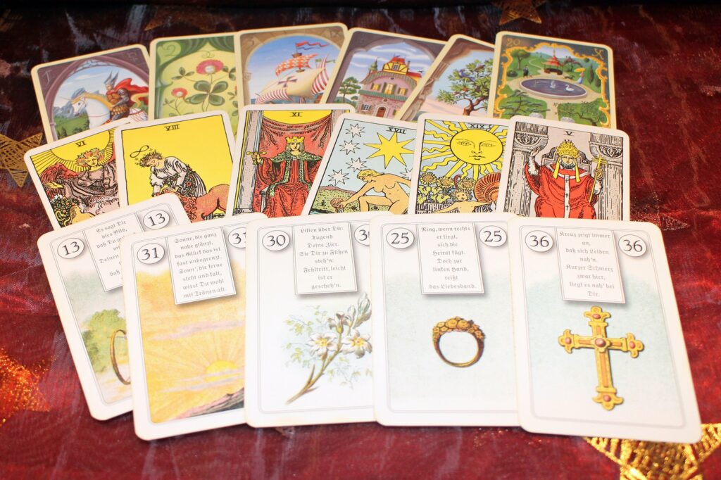 Tarot, Lenormand & Co